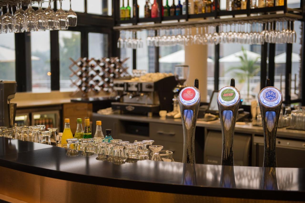 Garden Court Kitwe Hotel Екстериор снимка