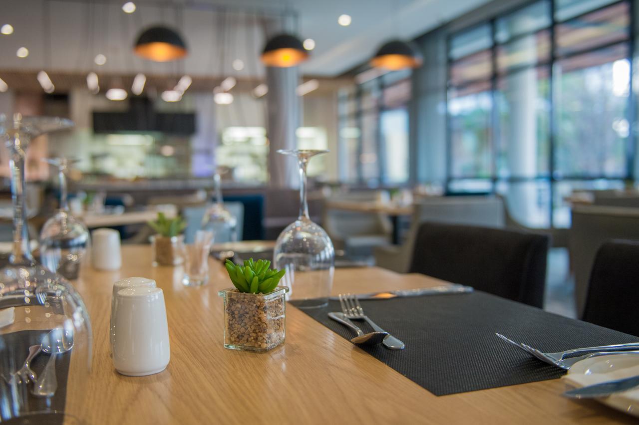 Garden Court Kitwe Hotel Екстериор снимка