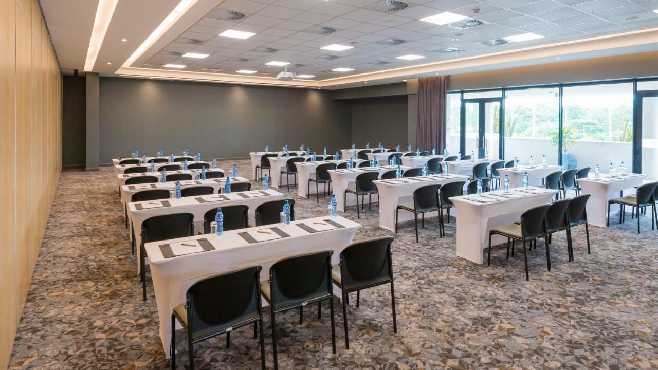 Garden Court Kitwe Hotel Екстериор снимка